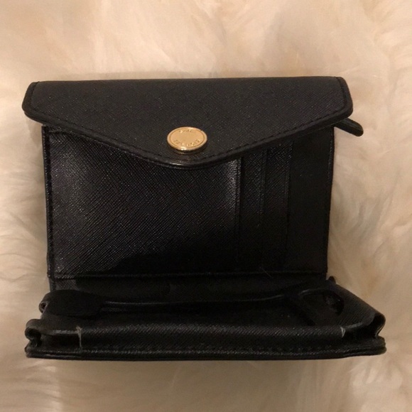 Micheal Kors Mini Wallet w/ Electronic Holder - Picture 8 of 8